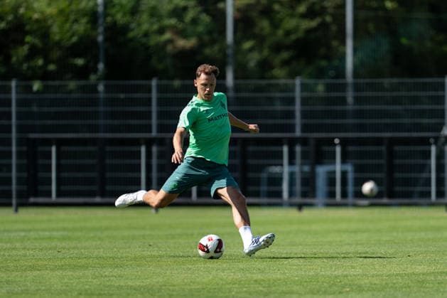August 11, 2026, GER Germany, Soccer, 2026–2027 Season, Werder Bremen Training Camp, Day 2 of SV Werder Bremen’s training camp in Harsewinkel, Marienfeld, Senne, Lynen, SV Werder Bremen, 14 individual drills, full-body, ball at the feet, Harsewinkel, Marienfeld, Hotel Residence Klosterpforte, North Rhine-Westphalia (NRW), Germany Copyright: xnordphotoxGmbHx xChristianxSchulzex