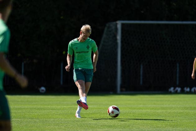 August 11, 2026, GER Germany, Soccer, 2026–2027 Season, Werder Bremen Training Camp, Day 2 of SV Werder Bremen’s training camp in Harsewinkel, Marienfeld; Oskar Wojcik, SV Werder Bremen; 3 individual moves, full-body, ball at his feet; Harsewinkel, Marienfeld, Hotel Residence Klosterpforte, North Rhine-Westphalia (NRW), Germany Copyright: xnordphotoxGmbHx xChristianxSchulzex