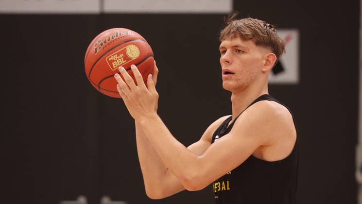 Ludwigsburg, MHP Riesen Ludwigsburg Basketball Practice, Julis Baumer