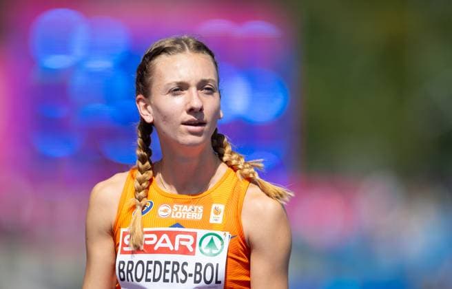 BIRMINGHAM - Femke Broeders-Bol in action in the 800 meters qualification during the second day of the European Athletics Championships. IRIS VAN DEN BROEK ANP xVIxANPxSportx xxANPxIVx 565263300 originalFilename: 565263300