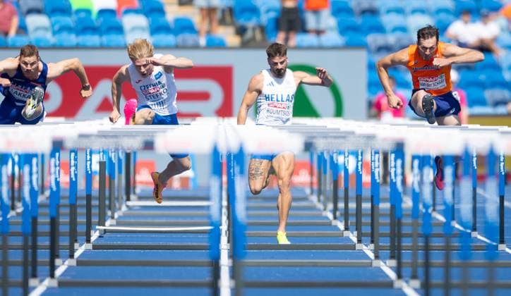 BIRMINGHAM - Liam van der Schaaf in action in the 110-meter hurdles qualification during the second day of the European Athletics Championships. IRIS VAN DEN BROEK ANP xVIxANPxSportx xxANPxIVx 565264215 originalFilename: 565264215.jpg