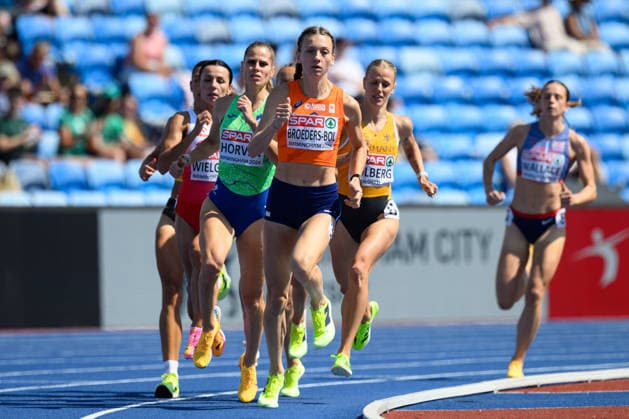 BIRMINGHAM, GREAT BRITAIN - August 11: Majtie Kolberg (Germany) behind Femke Broeders-Bol (Netherlands) during the 800 metres semi-final race during the European Athletics Championships 2026 at Alexander Stadium in Birmingham, Great Britain (Photo by Sven Beyrich Sports Press Photo) Copyright: xSvenxBeyrich SportsxPressxPhotox Sportspressphoto_SPR204229