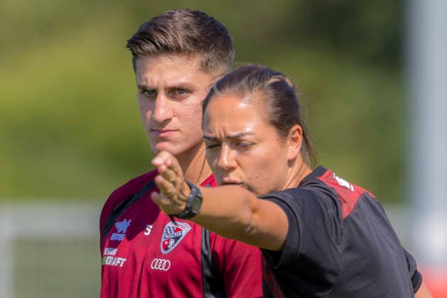 Ingolstadt, Germany, August 11, 2026; 3rd Division 2026–2027; FC Ingolstadt 04 Training; Pictured, from left: Emre Gül Guel (FCI) and Coach Sabrina Wittmann (FCI); Audi Sportpark Bayern Training Facility Copyright: xFotostandx xSchäferx