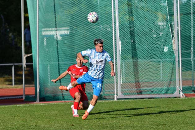 David Stojak, SV Stuttgarter Kickers, 29, Julian Haefner, FC Rottenburg, 26, makes the save this time. FC Rottenburg vs. SV Stuttgarter Kickers, Soccer, WFV Cup, Group 3, Round 3, Württemberg, 2026–2027 Season, August 11, 2026, FC Rottenburg vs. SV Stuttgarter Kickers, Soccer, WFV Cup, Group 3, Round 3, Württemberg, 2026–2027 Season, August 11, 2026, Rottenburg am Neckar Copyright: xEibner-Pressefoto RalphxKunzex EP_RKE