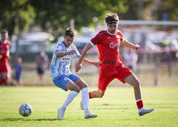 Soccer WFV Cup 2026–2027, Round 3, August 11, 2026: FC Rottenburg vs. SV Stuttgarter Kickers—Maximilian Zaiser (left, Kickers) vs. Raphael Langer (right, FC Rottenburg)