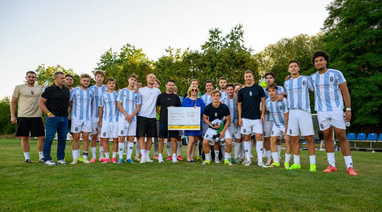 August 11, 2026 Soccer Season 2026–2027 BFV Toto Cup FC Wendelstein TSV 1860 Munich Lions xwoxzix Team 1860 Presentation of the winner s check after the game