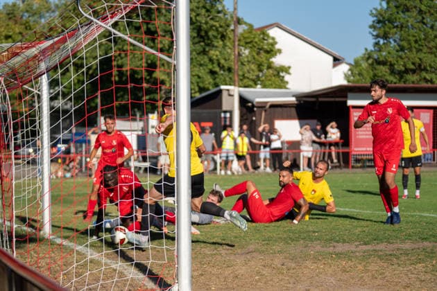 Marlon Fass of SG Sonnenhof Großaspach scores the second goal in the 9th minute; SSV Schwäbisch Hall vs. SG Sonnenhof Großaspach, Soccer, WFV Cup, 3rd Round, August 11, 2026, Schwäbisch Hall, Baden-Württemberg, Germany Copyright: xkolbert-press PhilipxZieglerx