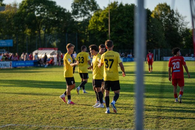 Collective celebration after the 0–6 winning goal, SSV Schwäbisch Hall vs. SG Sonnenhof Großaspach, soccer, WFV Cup, 3rd round, August 11, 2026, Schwäbisch Hall, Baden-Württemberg, Germany Copyright: xkolbert-press PhilipxZieglerx