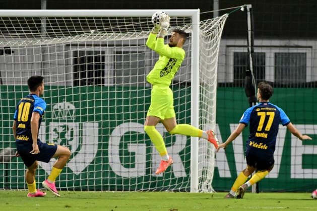 CELJE; SLOVENIA - ARMENIA 11: Joao Bravim of Ararat-Armenia during the UEFA Champions League QR-3 second match between Celje (Slovenia) and Ararat-Armenia (Armenia) at Stadion Celje, Celje on August 11, 2026 in Celje, Slovenia. (Photo by Igor Kupljenik Sports Press Photo). Copyright: xIgorxKupljenikx xSPPx Sportspressphoto_SPR204331