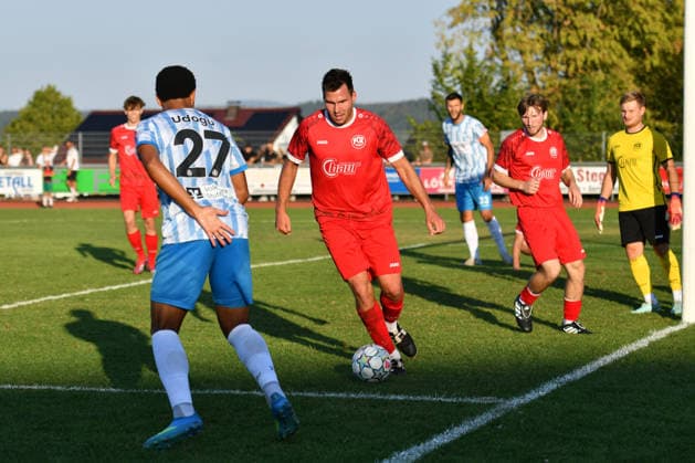 Rene Hirschka, FC Rottenburg, 05; David Udogu, SV Stuttgarter Kickers, 27; FC Rottenburg vs. SV Stuttgarter Kickers; Soccer; WFV Cup; Group 3; 3rd Round; Württemberg; 2026–2027 Season; August 11, 2026, FC Rottenburg vs. SV Stuttgarter Kickers, Soccer, WFV Cup, Group 3, Round 3, Württemberg, 2026–2027 Season, August 11, 2026, Rottenburg am Neckar Copyright: xEibner-Pressefoto RalphxKunzex EP_RKE
