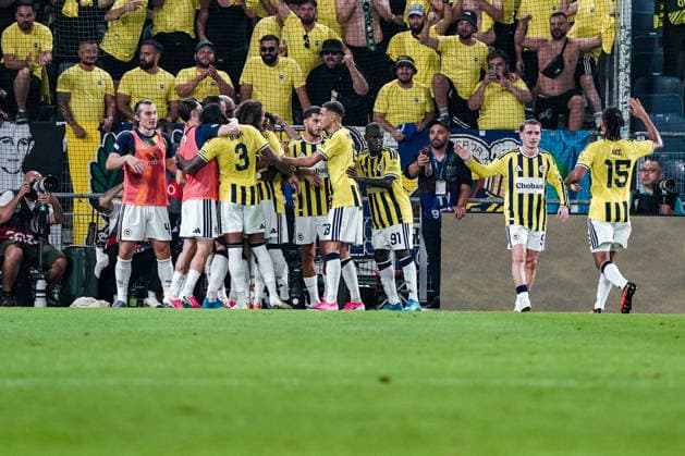 Soccer Austria UEFA Champions League Qualifying 2026–2027, Round 3, August 11, 2026: SK Sturm Graz (Austria) vs. Fenerbahçe Istanbul (Turkey) at Merkur Arena, Graz, Austria. Fenerbahçe celebrates Talisca’s goal to make it 0–1. Fenerbahçe SK Copyright: xLUKAxKOLANOVICx