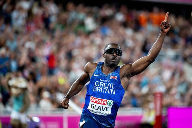 August 11, 2026, GBR, Track and Field, 2026 European Championships, Evening Session, Day 2, Birmingham: Romell Glave of Great Britain celebrates his victory and gold medal in the men s 100-meter dash final at Alexander Stadium in Birmingham, England, Great Britain Copyright: xNordphoto Memmlerx