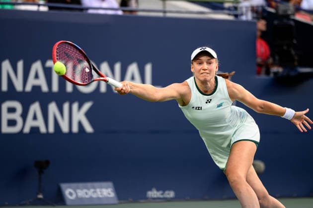 August 11, 2026, Toronto, Ontario, Canada: ELENA RYBAKINA of Kazakhstan returns the ball during her quarterfinal match against Naomi Osaka of Japan at the National Bank Open, part of the Hologic WTA, Tennis Damen Tour at Sobeys Stadium. Toronto Canada - ZUMAr228 20260811_znp_r228_004 Copyright: xVasiliyxRyabykhx