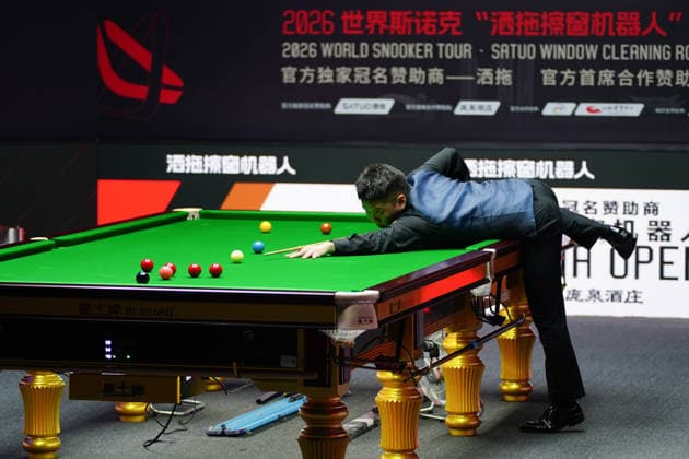 TAIYUAN, CHINA - AUGUST 12: Zhou Yuelong of China plays a shot in the second round match against Liu Hongyu of China on day 5 of the 2026 World Snooker Tour China Open at Taiyuan Binhe Sports Center on August 12, 2026 in Taiyuan, Shanxi Province of China.  Copyright: xTaixChengzhex 111659519975
