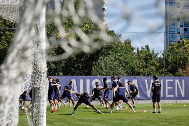 SOCCER - UEFA ECL, A.Wien vs Beita VIENNA,AUSTRIA,12.AUG.26 - SOCCER - UEFA Conference League, qualification, FK Austria Wien vs Beitar Jerusalem, preview, training A.Wien. Image shows the team of A.Wien.  GEPAxpictures xArminxRauthner