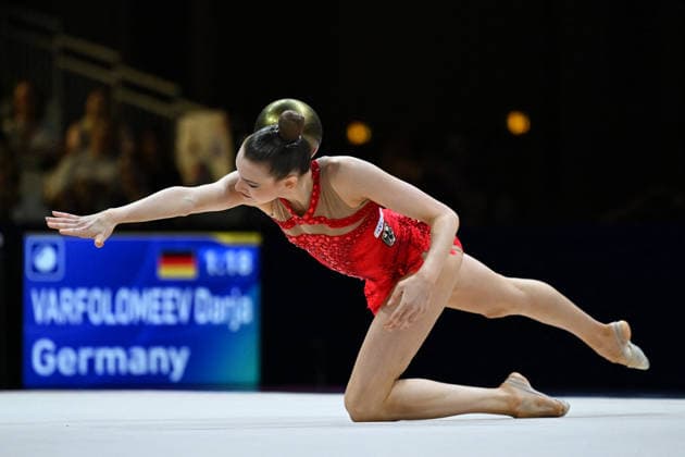 OTHER - Gymnastics - 42nd Rhythmic gymnastics, Rhythmische Sportgymnastik, RSG World Championships Photo by IPA ABACAPRESS.COM87417466 - Darja VARFOLOMEEV (GER) performing her ball routine during the 42nd Rhythmic Gymnastics World Championships in Frankfurt am Main, Germany, on August 12, 2026 Frankfurt am Main Germany  Copyright: xIPAxSport ABACAx