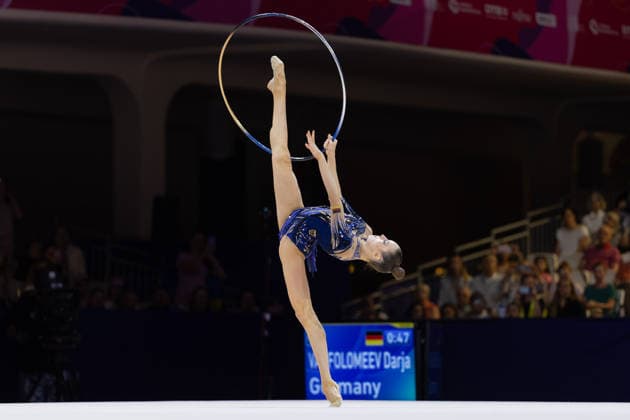 World Rhythmic Gymnastics Championships: Darja Varfolomeev of Germany during her hoop routine. World Rhythmic Gymnastics Championships, August 11–16, at the Festhalle in Frankfurt am Main. Qualifying Round, Day 1, Frankfurt am Main, Hesse, Germany, Festhalle