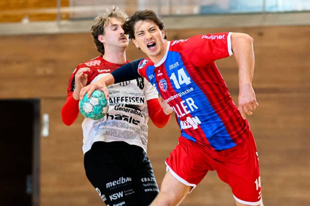 Bietigheim HBL 26 27 SG BBM Bietigheim Pfadi Winterthur (from left): Daniel Parkomenko (Winterthur), Fynn Nicolaus (Bietigheim), Bietigheim Bissingen, Halle am Viadukt, Baden-Württemberg, Germany
