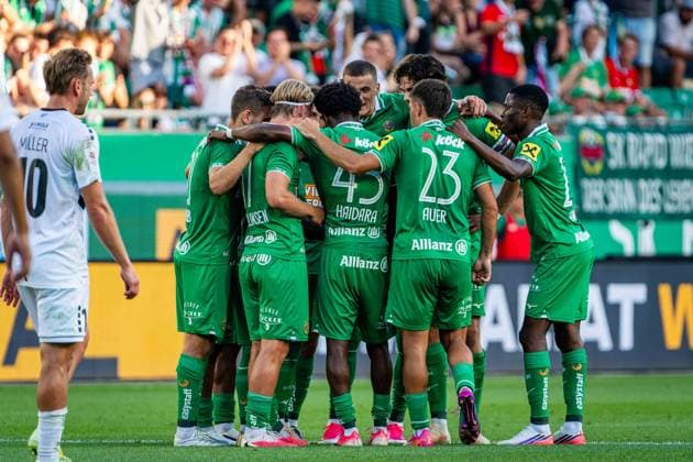 SOCCER - UEFA ECL, Rapid vs Paide VIENNA,AUSTRIA,12.AUG.26 - SOCCER - UEFA Conference League, qualification, SK Rapid Wien vs Paide Linnameeskond. Image shows the rejoicing of Louis Schaub, Tobias Gulliksen, Moulaye Haidara, Marco Tilio, Nenad Cvetkovic, Jonas Auer, Jakob Schoeller and Romeo Amane (Rapid) as well as the disappointment of Martin Miller (Paide). GEPAxpictures xKevinxHackner