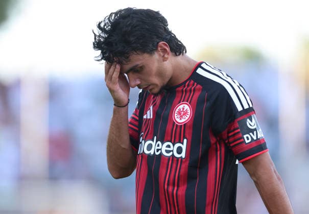 August 12, 2026, Soccer Friendly Match, FSV Frankfurt vs. Eintracht Frankfurt, from left: Can Uzun, Eintracht Frankfurt, looking disappointed, disappointed, sad, frustrated, frustration, frustrated DFL DFB REGULATIONS PROHIBIT ANY USE OF PHOTOGRAPHS AS IMAGE SEQUENCES AND OR QUASI-VIDEO xdcx Copyright: HMBxMedia Claus
