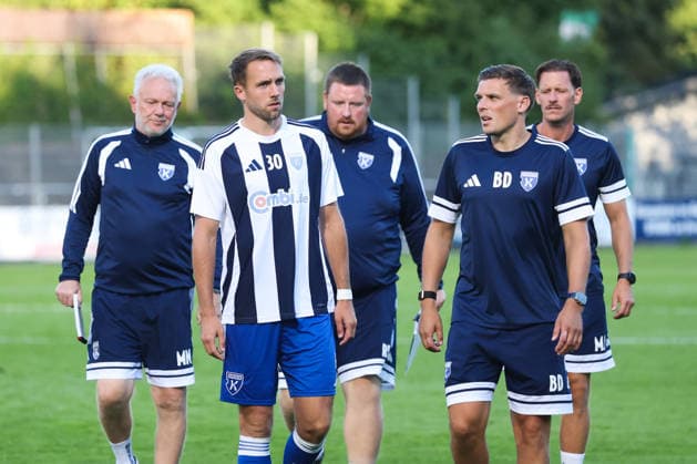 August 12, 2026, Soccer, Men s, Regionalliga Nord, Matchday 16, FC Eintracht Norderstedt vs. BSV Kickers Emden, Fabian Herbst (blue, No. 4) from BSV Kickers Emden was injured at halftime