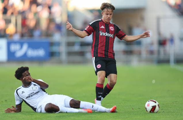 August 12, 2026, Soccer friendly match, FSV Frankfurt vs. Eintracht Frankfurt, from left: Uche Obiogumu (FSV Frankfurt) and Love Arrhov (Eintracht Frankfurt). DFL and DFB regulations prohibit any use of photographs as image sequences and or quasi-video. xdcx Copyright: HMBxMedia Claus