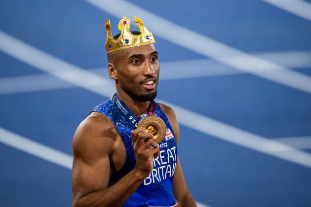 August 12, 2026: Matthew Hudson Smith of Great Britain celebrates with his medal after winning the men’s 400-meter final on Day 3 of the 2026 European Athletics Championships in Birmingham. 2026 in Birmingham. Photo by Maxim Thore. BILDBYRAN code MT MT1066 track and field athletics friidrett friidrotts em em friidretts em 2026 European Athletics Championships 3 bbeng celebration jubilation  Copyright: MAXIMxTHORE BB260812MT129