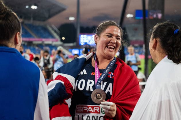 August 12, 2026: Beatrice Nedberge Llano of Norway celebrates after winning the bronze medal in the women’s hammer throw on Day 3 of the 2026 European Athletics Championships on August 12, 2026 in Birmingham. Photo by Mathias Bergeld. BILDBYRAN code MB MT1066. track and field, athletics, friidrett, friidrotts EM, 2026 European Athletics Championships, 3 BBENG, celebration, jubilation  Copyright: MATHIASxBERGELD BB260812MB127