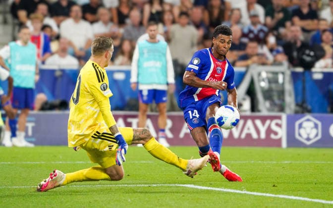 Austria Soccer 2026 UEFA Super Cup, Final: Paris Saint-Germain vs. Aston Villa FC, Red Bull Arena, Salzburg, August 12, 2026. Goal by DÃ sirÃ DouÃ Desire Doue of Paris Saint-Germain, 14 Copyright: xAymanxAlahmedx