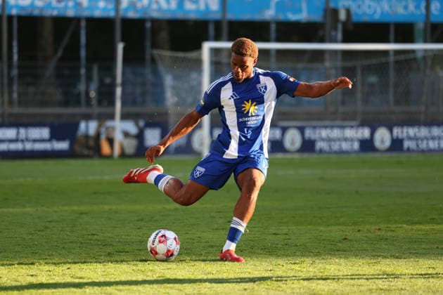 Soccer I Men s I 2026–2027 Season I Regionalliga Nord I Matchday 3 I Eintracht Norderstedt vs. BSV Kickers Emden I August 12, 2026, Jubes Ticha 29, BSV Kickers Emden, Edmund Plambeck Stadium, Norderstedt, Schleswig-Holstein, Germany Copyright: xLobeca RalfxHomburgx