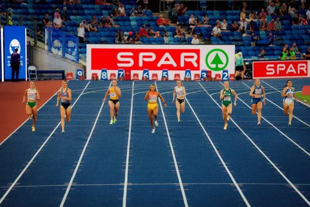 European Athletics Championships, Birmingham, August 12, 2026: Female athletes compete in a middle-distance race at the 2026 European Athletics Championships in Birmingham, with Sophia Junk and Boglarka Takacs among the competitors on the blue track Copyright: xBEAUTIFULxSPORTS Flatemerschx