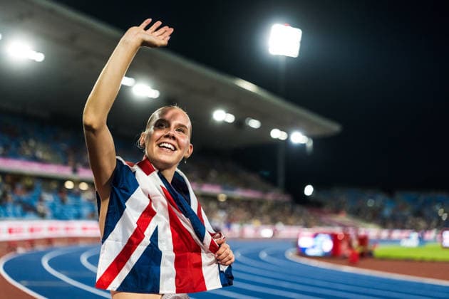 European Athletics Championships, Birmingham, August 12, 2026 BIRMINGHAM, UNITED KINGDOM AUGUST 12 Emily Newnham (GBR, Great Britain) with the silver medal in the women’s 400-meter hurdles on the victory lap on August 12, 2026, in Birmingham, United Kingdom Copyright: xBEAUTIFULxSPORTS UlfxSchillerx