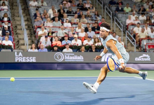 August 12, 2026, Montreal, Pq, Canada: Ben Shelton of the United States hits a return to his compatriot Learner Tien during semifinal tennis action at the National Bank Open in Montreal on Wednesday, Aug. 12, 2026. Canada News - August 12, 2026  - ZUMAc35_ 20260812_zaf_c35_068 Copyright: xChristinnexMuschix