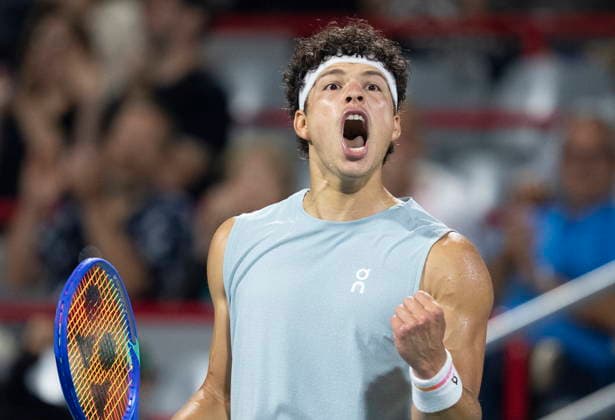 August 12, 2026, Montreal, Pq, Canada: Ben Shelton of the United States reacts during his match against compatriot Learner Tien during semifinal tennis action at the National Bank Open in Montreal on Wednesday, Aug. 12, 2026. Canada News - August 12, 2026  - ZUMAc35_ 20260812_zaf_c35_102 Copyright: xChristinnexMuschix