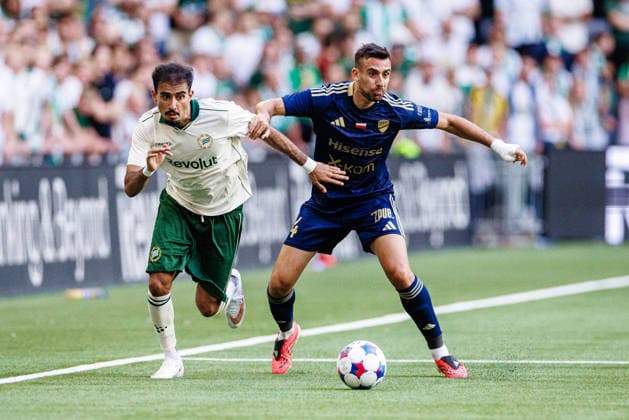 August 13, 2026: Montader Madjed of Hammarby and Stratos Svarnas of Rakow during the UEFA Conference League qualifying soccer match between Hammarby and Rakow on August 13, 2026 in Stockholm. Photo by Kenta Jönsson, BILDBYRAN COP 210 KJ0361 soccer football fotball UEFA Conference League Conference League Hammarby Rakow bbeng  Copyright: KENTAxJÖNSSON BB260813KJ018