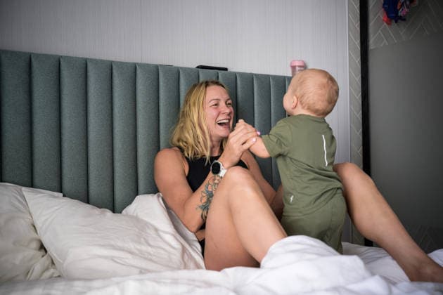 August 13, 2026: Swedish swimmer Sarah Sjöström with her son Adrian in her hotel room on day 14 of the 2026 European Aquatics Championships in Saint-Denis, 2026 in Saint-Denis. Sarah Sjöström is back competing in her first championship since giving birth on August 26, 2025, with her sights set on competing at the 2028 Olympic Games in Los Angeles, which would mark her sixth consecutive appearance at the Games following her debut in 2008. Photo: Joel Marklund, BILDBYRAN, code JM JM0842 bbeng swimming 2026 European Aquatics Championships EM  Copyright: JOELxMARKLUND BB260813JM177
