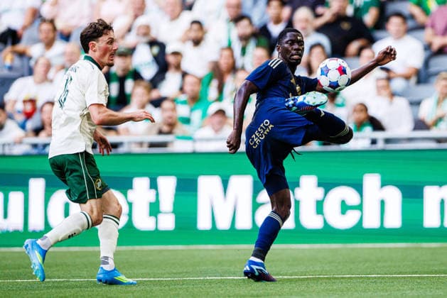 August 13, 2026: Noah Persson of Hammarby and Debohi Dieudonne Gaucho of Rakow during the UEFA Conference League qualifying soccer match between Hammarby and Rakow on August 13, 2026 in Stockholm. Photo by Kenta Jönsson, BILDBYRAN COP 210 KJ0361 soccer football fotball UEFA Conference League Conference League Hammarby Rakow bbeng  Copyright: KENTAxJÖNSSON BB260813KJ030