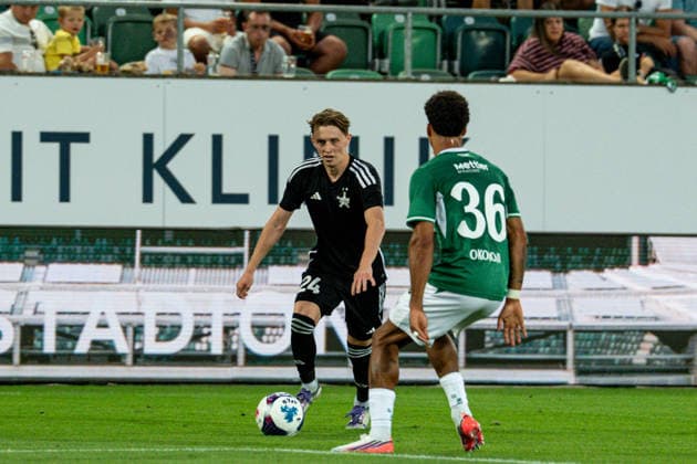 Soccer, UEFA Conference League Qualifying Round: FC St. Gallen 1879 vs. FC Sheriff Tiraspol Thursday, August 13, 2026 Berit Sitter Stadium, St. Gallen, Switzerland Danila Forov 24, Sheriff Tiraspol, Chima Okoroji 36, FC St. Gallen Copyright: xValentinxDomgjonix