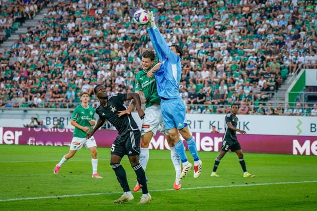 Swiss Soccer UEFA Conference League 2026–27, Qualifying Round 3, Second Leg, August 13, 2026 FC St. Gallen 1879 (Switzerland) vs. Sheriff Tiraspol (Republic of Moldova) Berit Sitter Stadium, St. Gallen Emil Timbur, Sheriff Tiraspol, 1 in action with Bourama Fomba, Sheriff Tiraspol, 35 Copyright: xJOERANxSTEINSIEKx