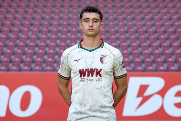Thomas Kastanaras, FC Augsburg 1907, Bundesliga 1, Photo Shoot 2026–2027, Player Portraits: Augsburg, Bavaria, Germany Copyright: ximago kolbert-press ChristianxKolbertx