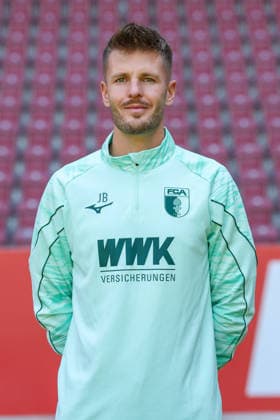 Physical Therapist Julian Binder, FC Augsburg 1907 (1st Bundesliga), Photo Shoot 2026–2027, Player Profiles: Augsburg, Bavaria, Germany Copyright: ximago kolbert-press ChristianxKolbertx
