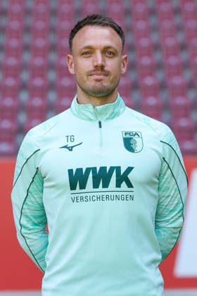 Physical Therapist Tim Gulde, FC Augsburg 1907 (1. Bundesliga), Photo Shoot 2026–2027, Player Profiles: Augsburg, Bavaria, Germany Copyright: ximago kolbert-press ChristianxKolbertx