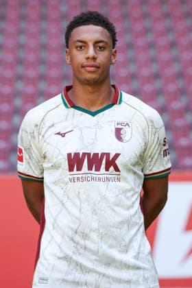 Sima Suso, FC Augsburg 1907, Bundesliga 1, Photo Shoot 2026–2027, Player Portraits: Augsburg, Bavaria, Germany Copyright: ximago kolbert-press ChristianxKolbertx