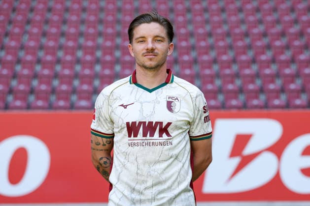 Mads Pedersen, FC Augsburg 1907, Bundesliga 1, Photo Shoot 2026–2027, Player Portraits: Augsburg, Bavaria, Germany Copyright: ximago kolbert-press ChristianxKolbertx