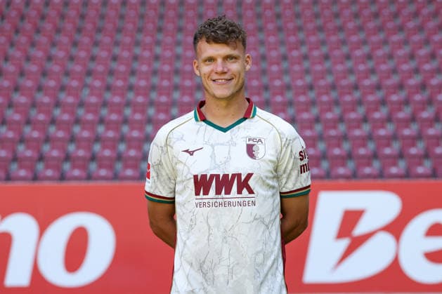 Robin Fellhauer, FC Augsburg 1907, Bundesliga 1, Photo Shoot 2026–2027, Player Profiles: Augsburg, Bavaria, Germany Copyright: ximago kolbert-press ChristianxKolbertx