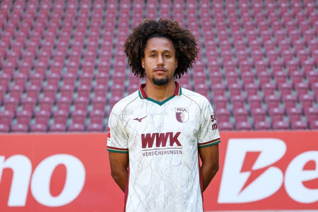 Han Noah Massengo, FC Augsburg 1907, Bundesliga 1, Photo Shoot 2026–2027, Player Profiles: Augsburg, Bavaria, Germany Copyright: ximago kolbert-press ChristianxKolbertx