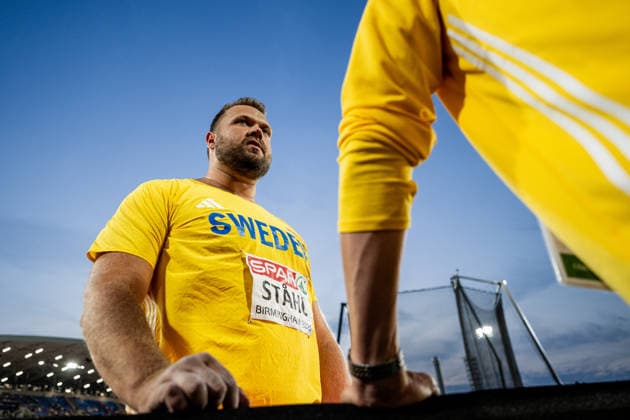 August 13, 2026: Daniel Stahl of Sweden with his coach ahead of the men’s discus throw final on Day 4 of the 2026 European Athletics Championships in Birmingham. 2026 in Birmingham. Photo by Mathias Bergeld. BILDBYRAN code MB MT1068. track and field, athletics, friidrett, friidrotts EM, 2026 European Athletics Championships, 4 BBENG  Copyright: MATHIASxBERGELD BB260813MB124