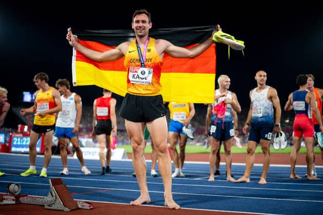 August 13, 2026, GBR, Track and Field, 2026 European Championships, Evening Session, Day 4, Birmingham; Niklas Kaul of Germany celebrates his 2nd-place finish and silver medal, Men s Decathlon, Birmingham Alexander Stadium, England, United Kingdom Copyright: xNordphoto Memmlerx