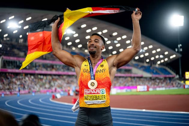 August 13, 2026, GBR, Track and Field, 2026 European Championships, Evening Session, Day 4, Birmingham: Leo Neugebauer of Germany celebrates his victory and gold medal in the men s decathlon at Alexander Stadium in Birmingham, England, United Kingdom Copyright: xNordphoto Memmlerx