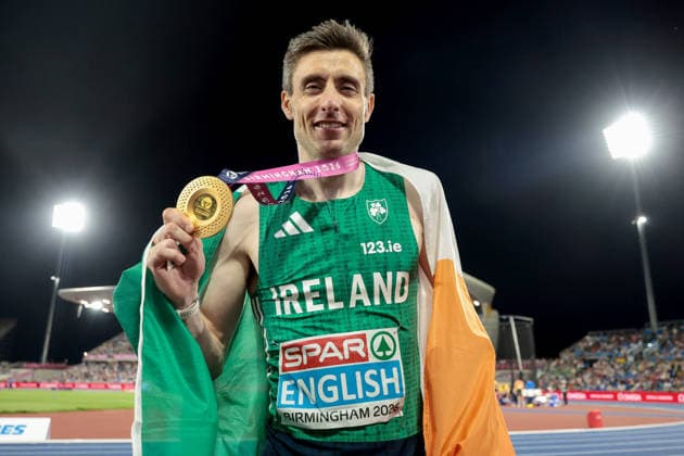 2026 European Athletics Championships, Alexander Stadium, Birmingham, England 13 8 2026 Men™s 800m Final Ireland™s Mark English celebrates with his gold medal Mark English celebrates with his gold medal 13 8 2026  Copyright: xx MT2_3410